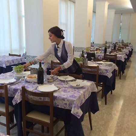 רימיני Hotel Euromar מראה חיצוני תמונה