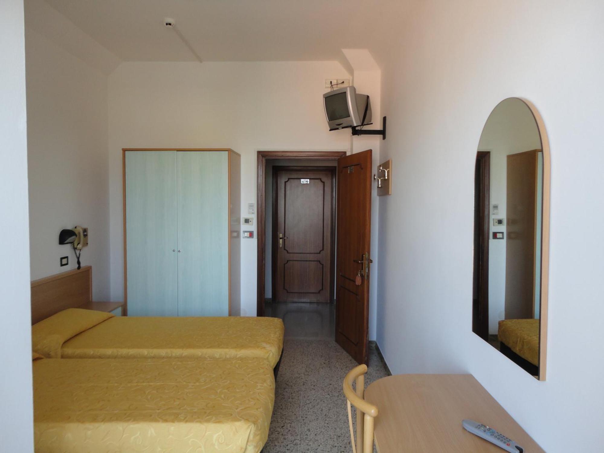 רימיני Hotel Euromar מראה חיצוני תמונה