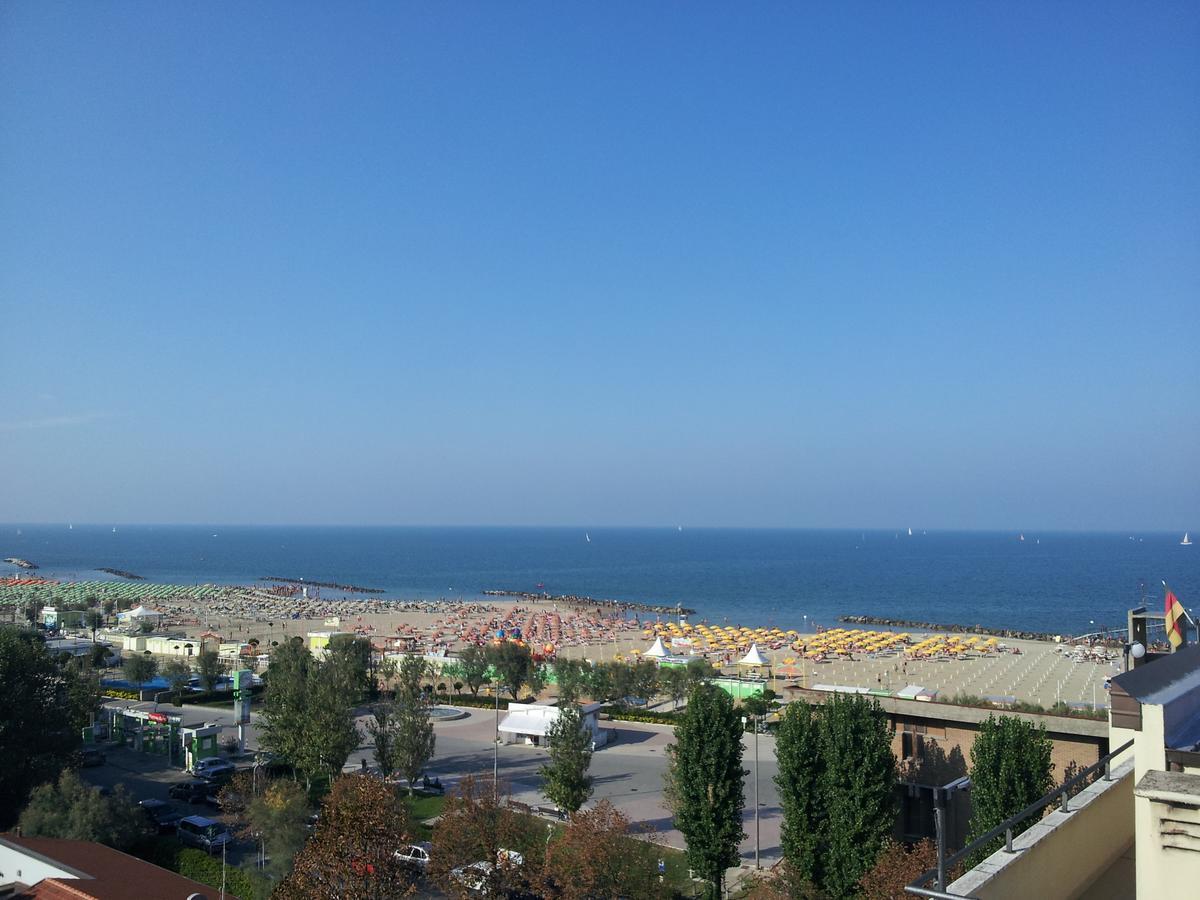 רימיני Hotel Euromar מראה חיצוני תמונה