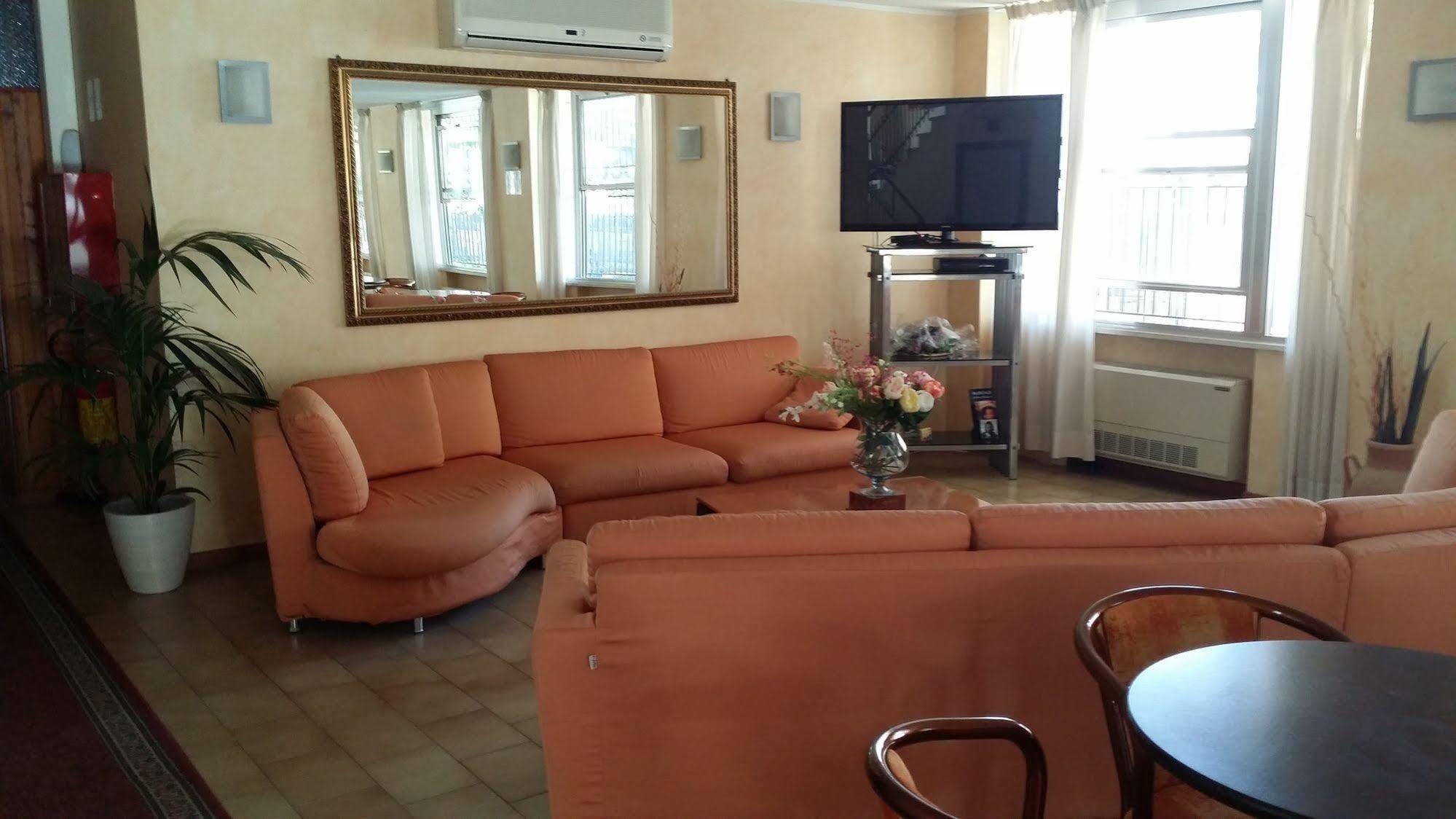 רימיני Hotel Euromar מראה חיצוני תמונה