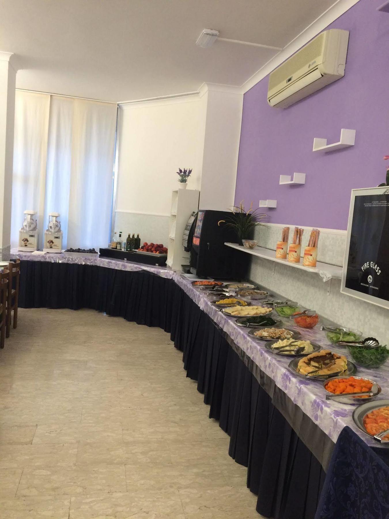 רימיני Hotel Euromar מראה חיצוני תמונה