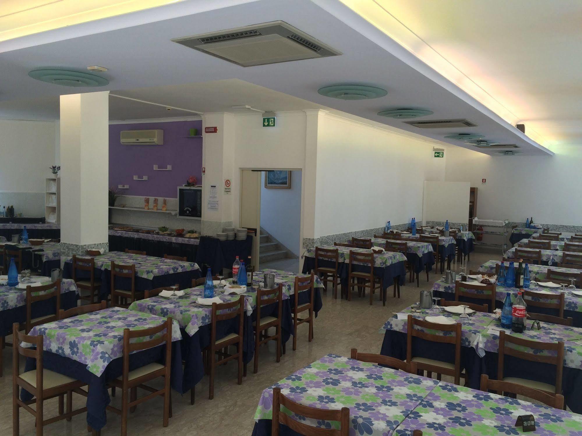 רימיני Hotel Euromar מראה חיצוני תמונה
