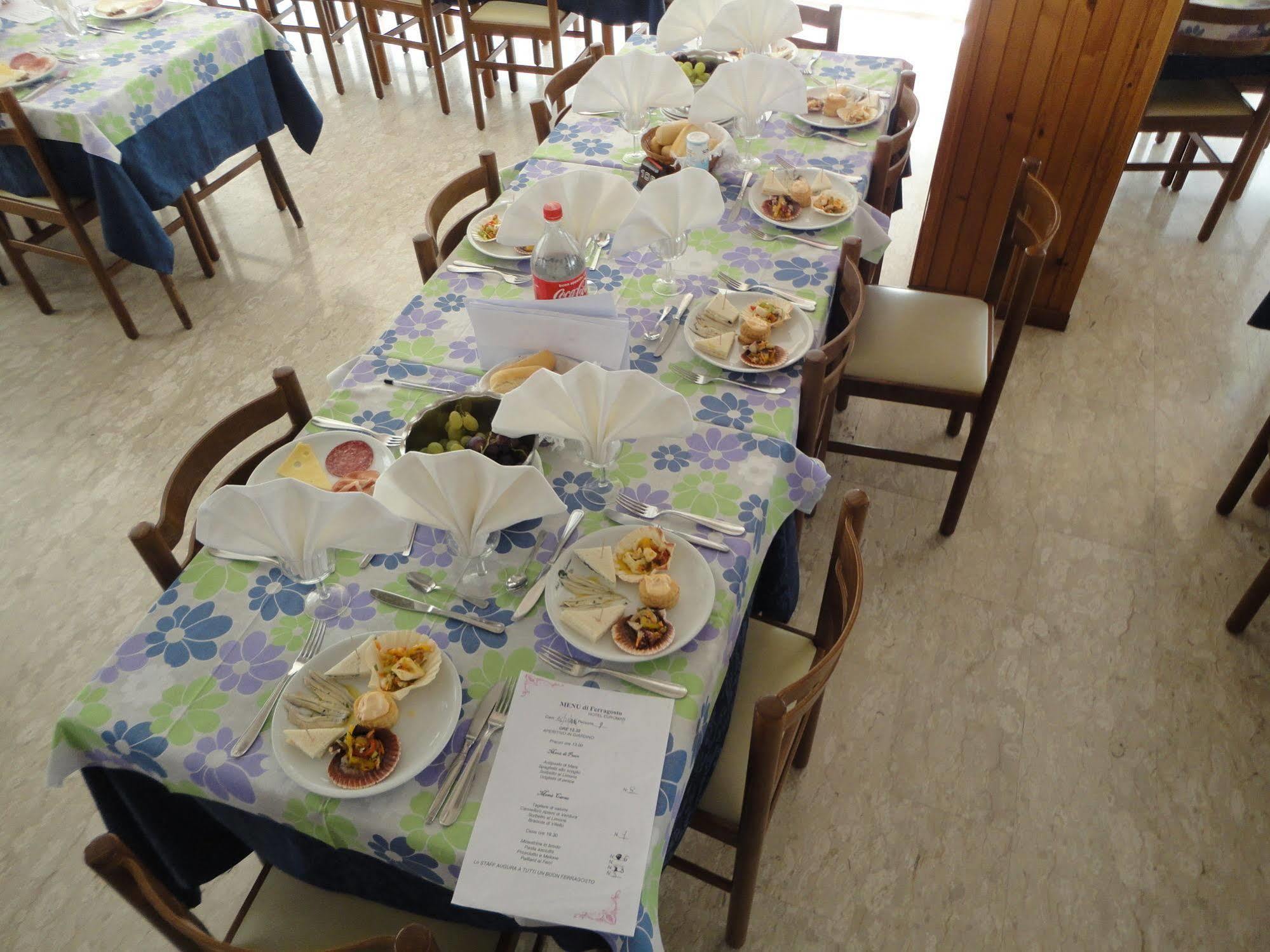 רימיני Hotel Euromar מראה חיצוני תמונה