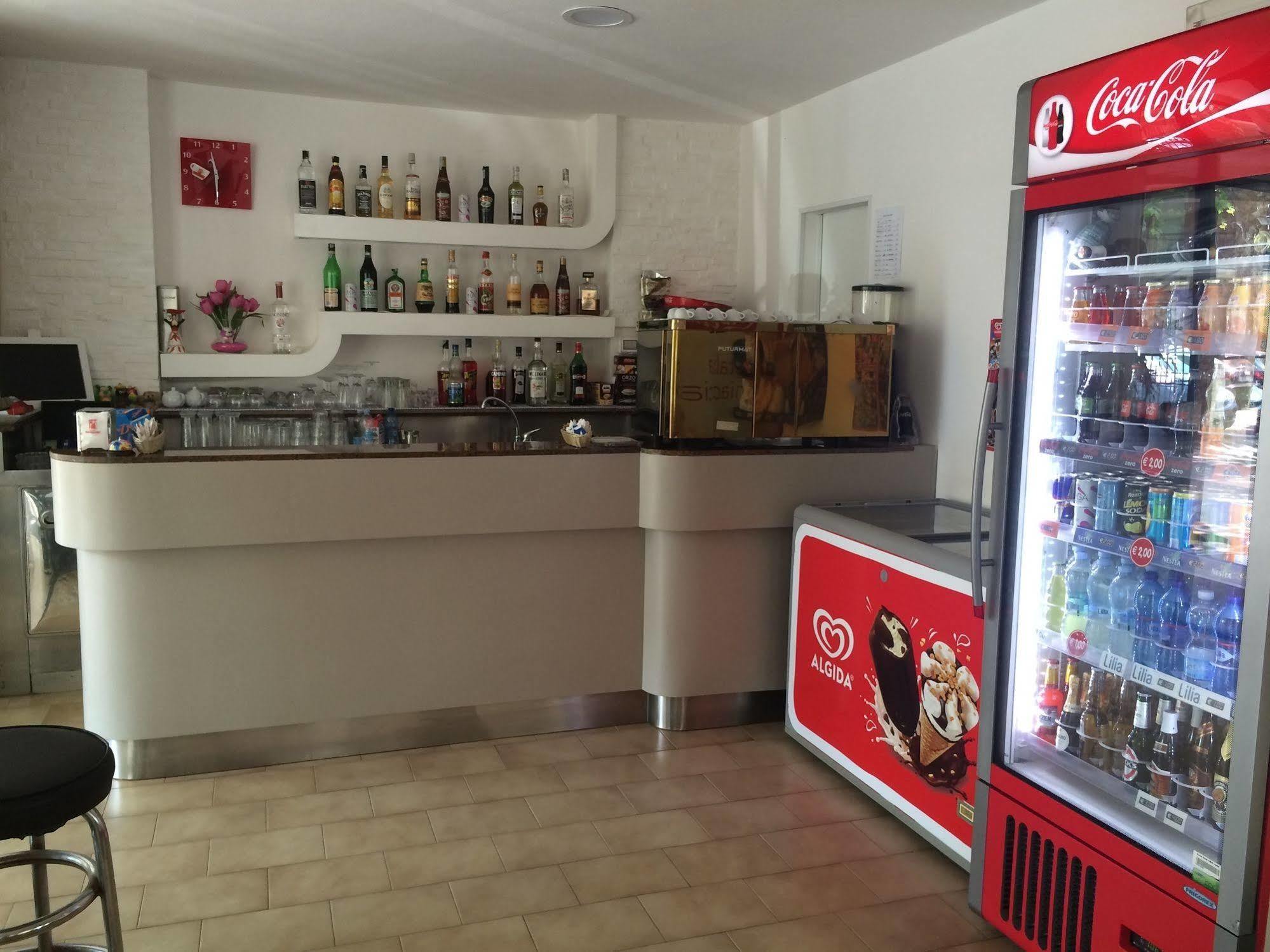 רימיני Hotel Euromar מראה חיצוני תמונה
