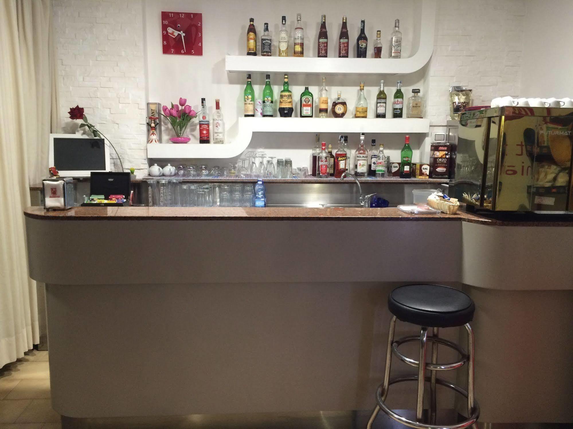 רימיני Hotel Euromar מראה חיצוני תמונה