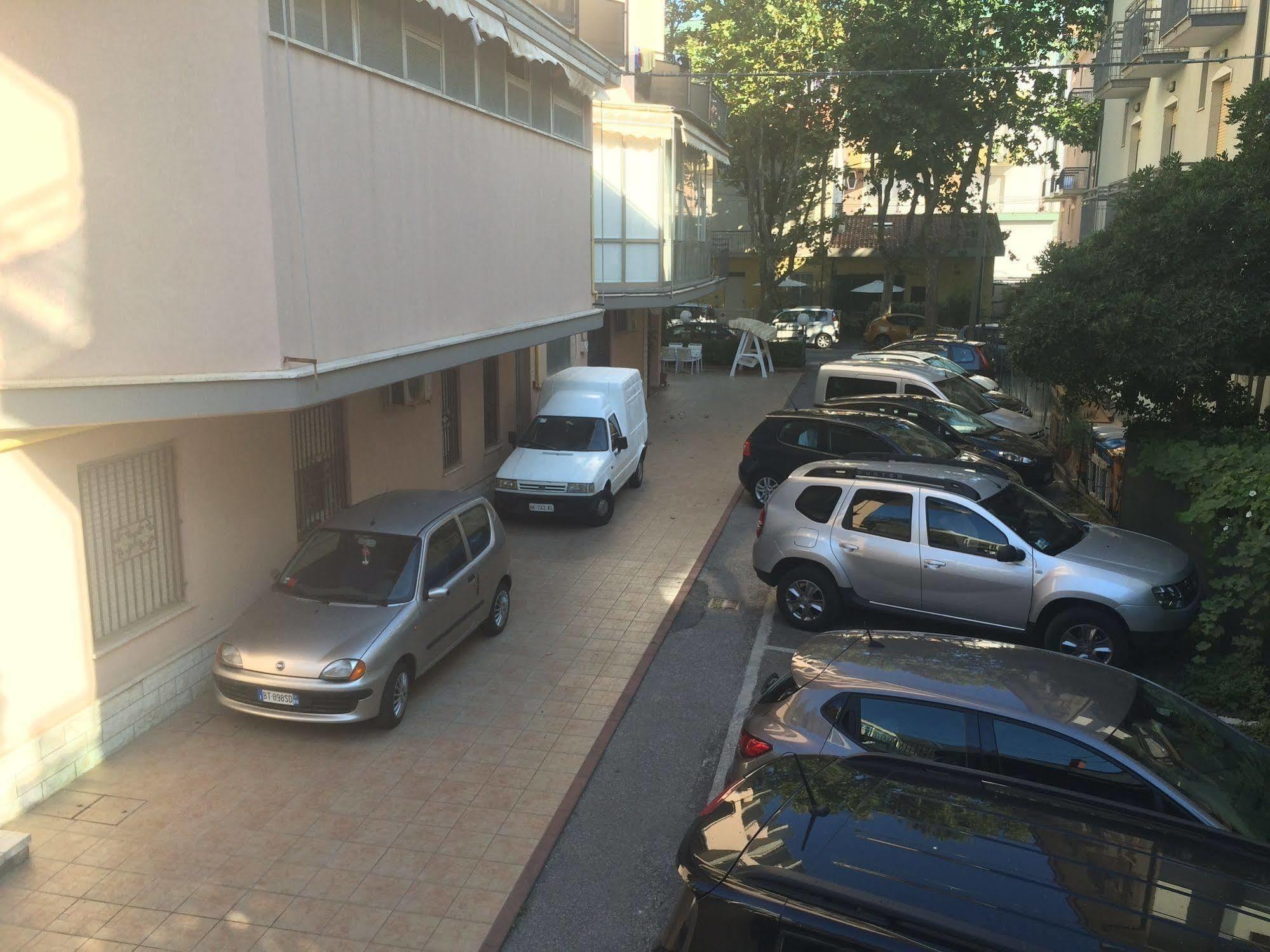 רימיני Hotel Euromar מראה חיצוני תמונה