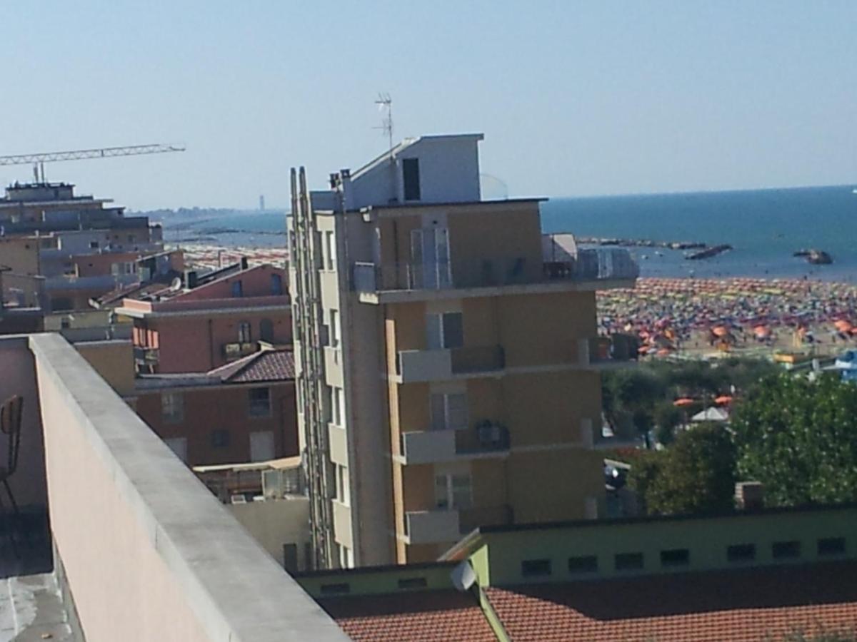 רימיני Hotel Euromar מראה חיצוני תמונה